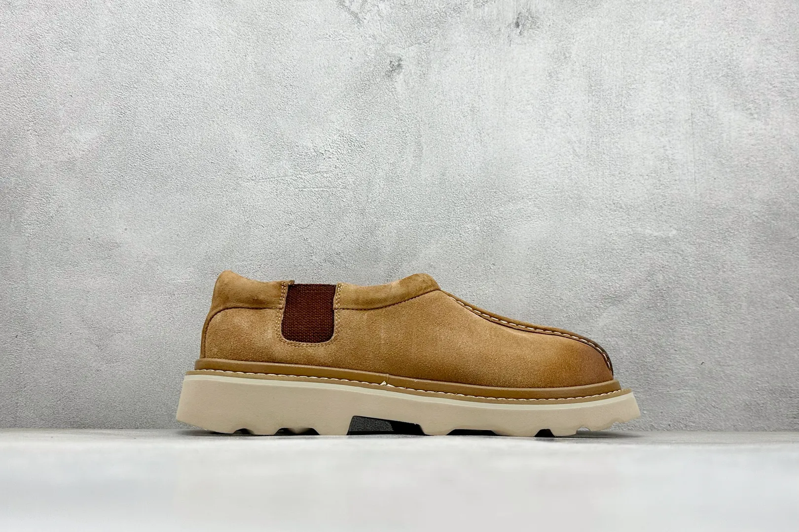 🐲💰 480 supports store UGG2025 spring new Hybird Tasman series men's shoes# The upper is made of cow split layer, the inner breathable mesh, the ugg traditional Eva light wing outsole, the coexistence of class and comfort, slip-on design, easy to put on and take off, paired with wide-leg workwear, American retro Barn style, easy to style, the style is not defined, and the matching does not have to be limited!   Item No.: 1166913 Size: 40-44